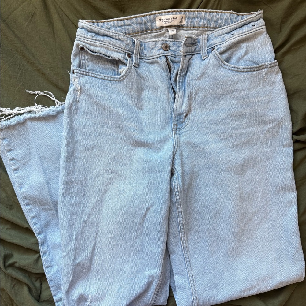 Abercrombie & Fitch Curve Love High Rise 90s Relaxed Jean